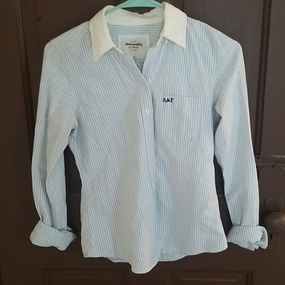 🌸 Abercrombie and Fitch striped collared button up - Picture 1 of 4